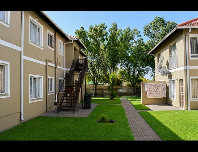 2 BEDROOM APARTMENT TO LET IN COMET